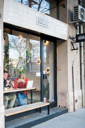 Budapest Bagel